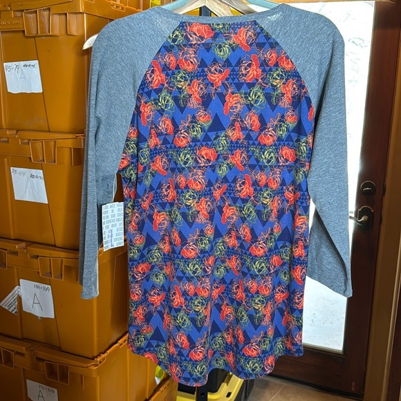 NWT Lularoe Randy Blue Geometric Red & Gold Roses w/Gray Sleeves Size Large - Picture 6 of 6